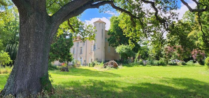 appartement dans un château