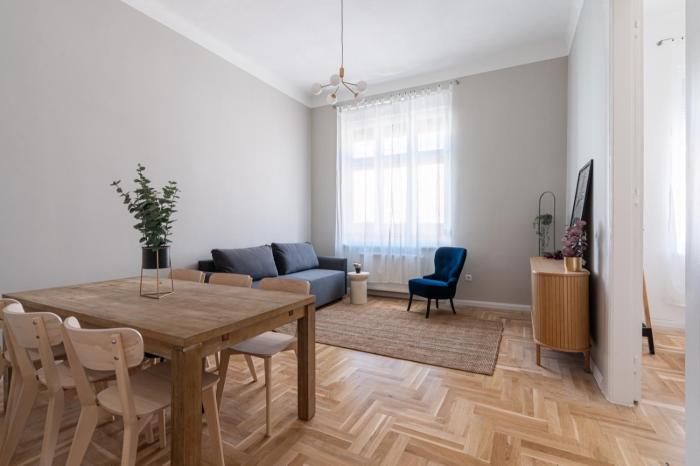 Central Daydream Apartment