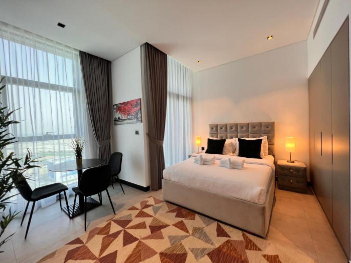 Gennaros Home at 15 Northside Business Bay