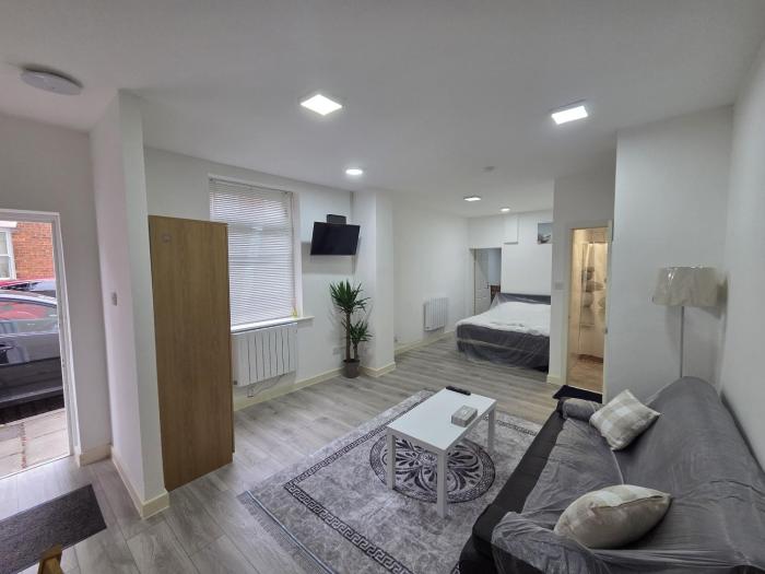 Preston Studio Flat