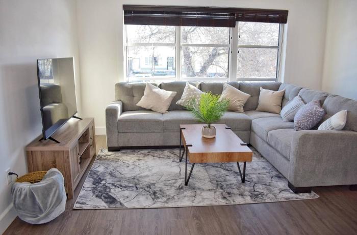 Entire New Built - Spacious 3-bedroom Suite.