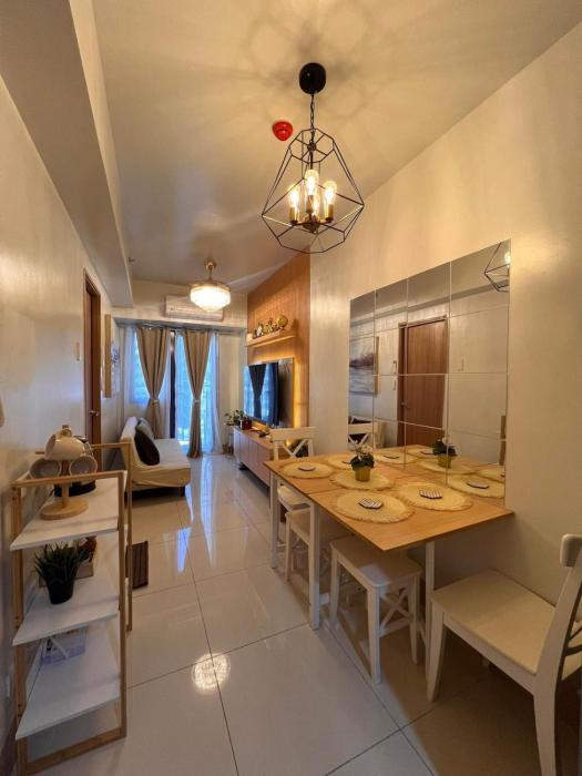 MISHAAL CITY STAYS AT SHORE 3 RESIDENCES- Mall of Asia Complex