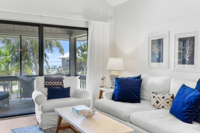 Ventura Captiva 2B condo