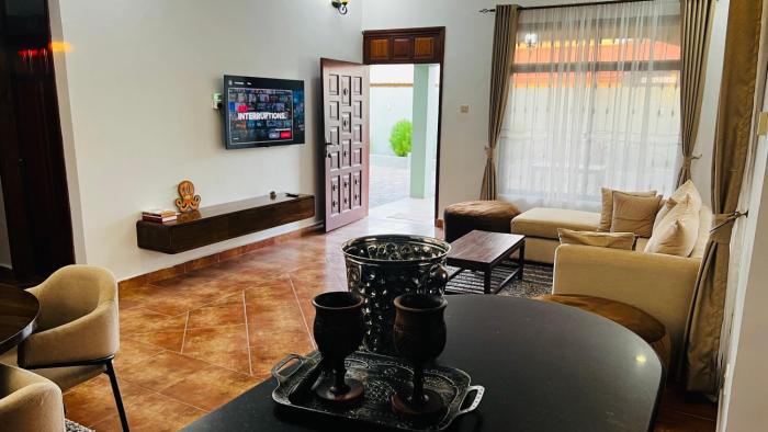 Villa Modern Two Bedroom Vacation home in Mbezi Beach