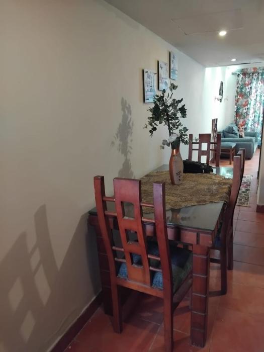 بورتو السخنة الاهرامات