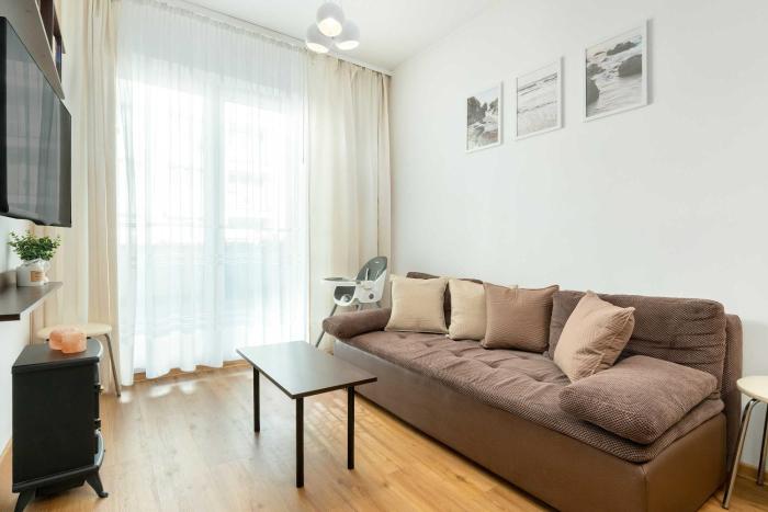 Bright Apartment Rybacka in Władysławowo with Parking by Noclegi Renters
