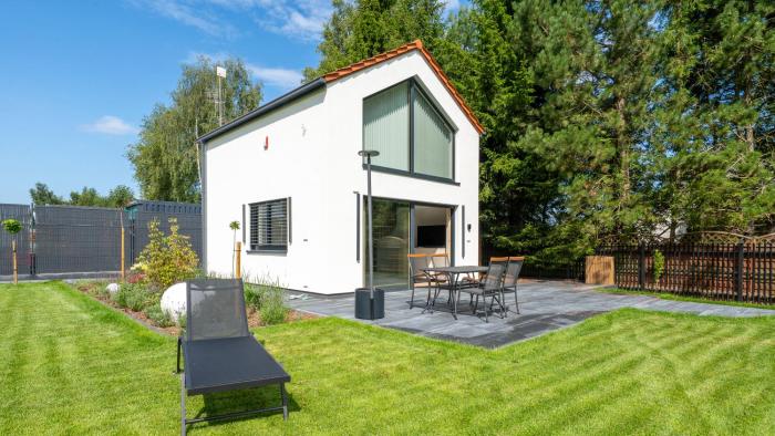 Inteligentne rubinowe domy z sauną, Sun & Snow