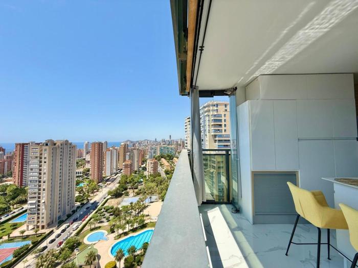 Kronos 19 Deluxe Golden Horizon