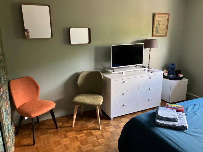 Chambre indépendante 10min circuit 24h tramway