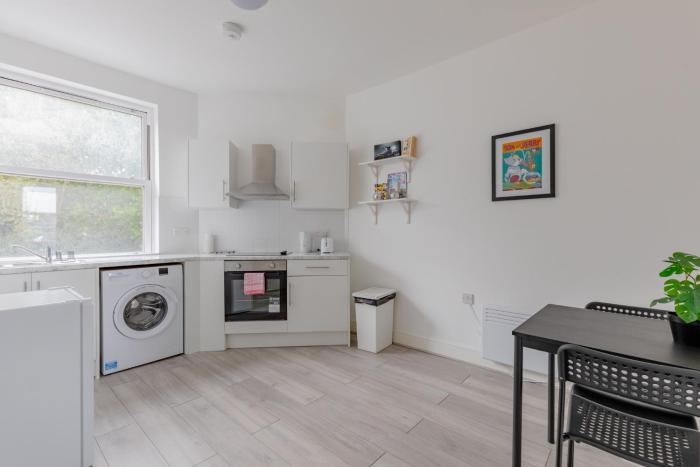 Cosy 1BD First Floor Flat near Tower Bridge