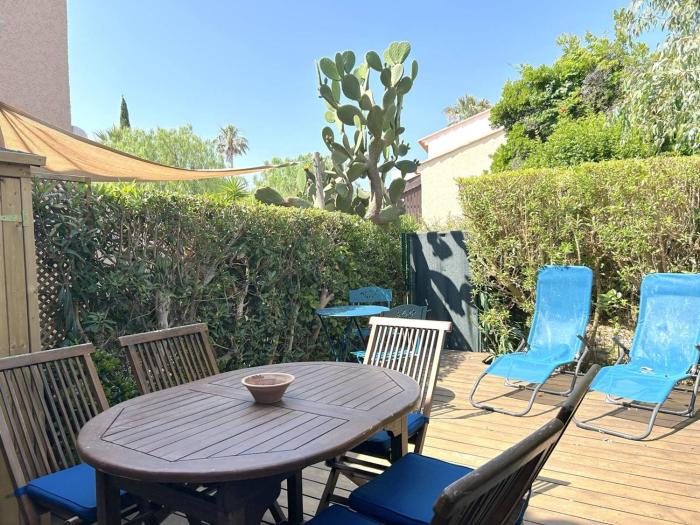 Maison avec piscine et parking, proche plage pour 6 personnes - FR-1-251-156