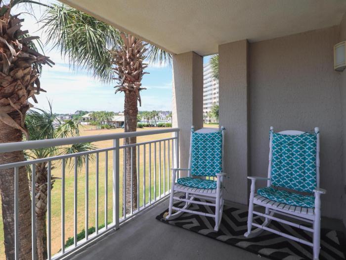 Yacht Club Villas #1-201