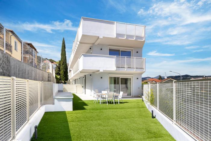 Hostdomus-La casa degli artisti-Michelangelo-Giotto-Raffaello