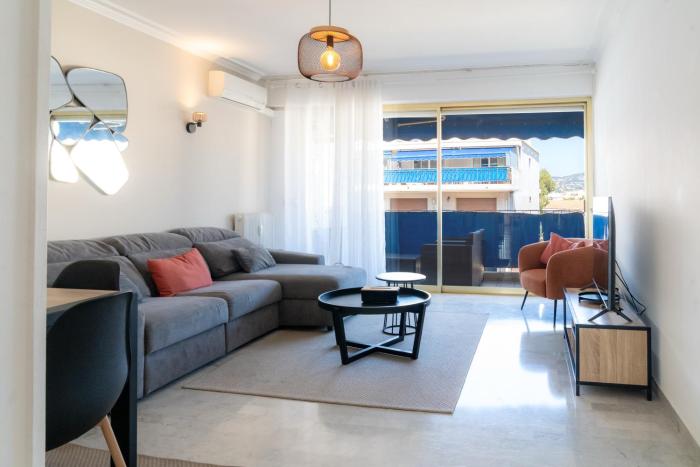 Proche plages Parking Etage élevé Terrasse