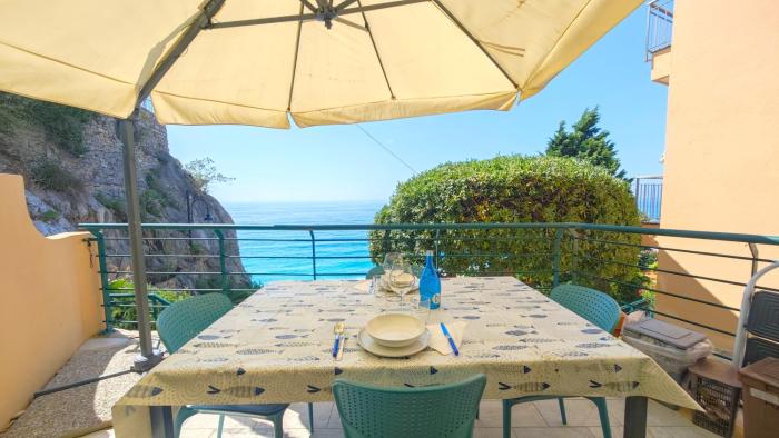 Hostdomus-Dream Suite-on the sea