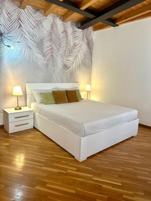 Stella Apartment Center