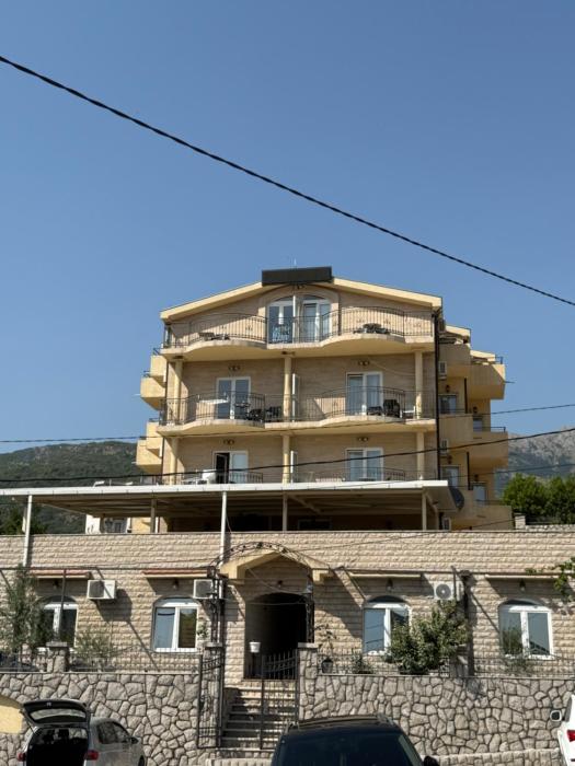 Monte Lastva Apartments