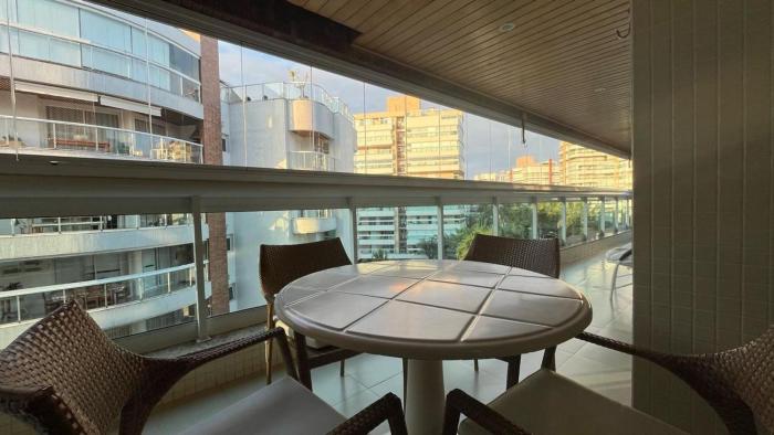 Conforto e lazer a 250m da praia Apto com 3 quartos e 1 suíte na Riviera de São Lourenço