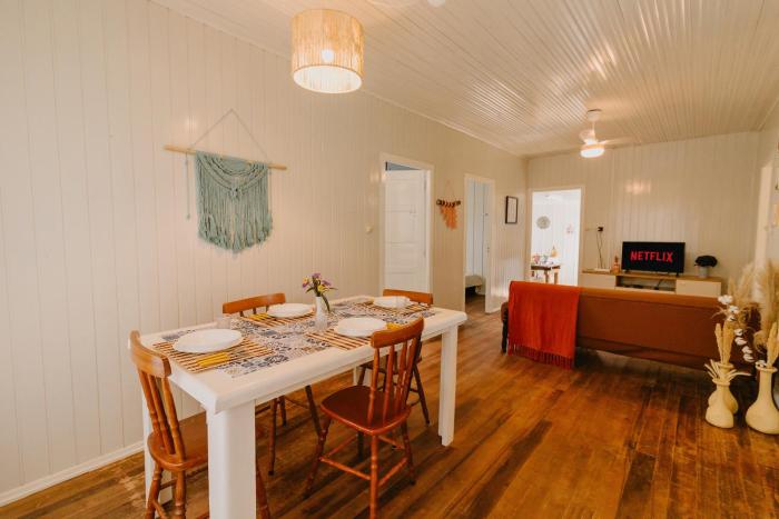 Canto do Bem-Te-Vi - Casa boho com banheira