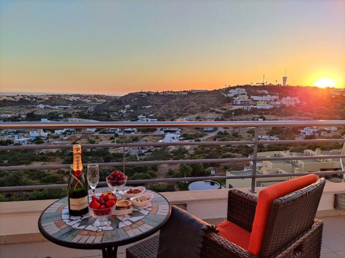 AlbufeiraOrada SunSet Penthouse by Be Cherish