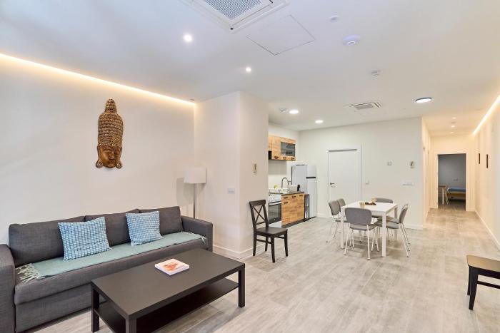 Apartamentos Catedral Palace by gaiarooms