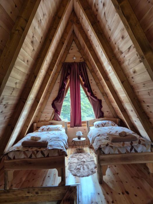 Cottage forest hill 2