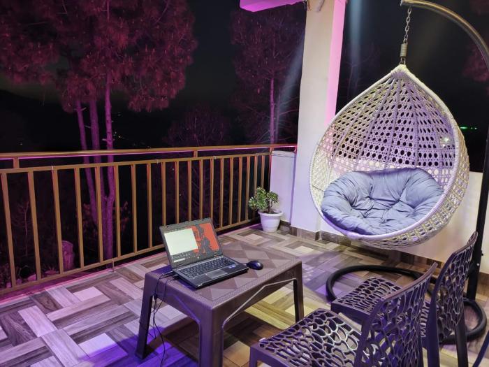 Himalayan Jungle Track View Kasauli