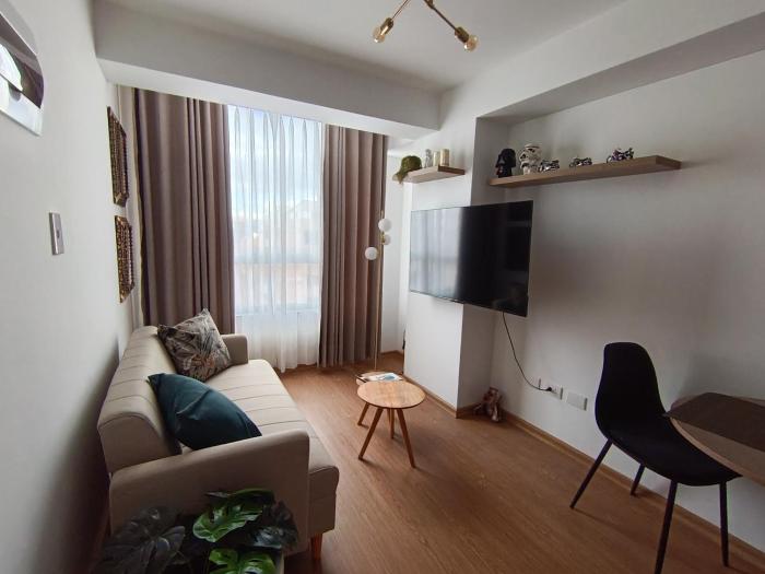 Minidep con cama Queen y Netflix