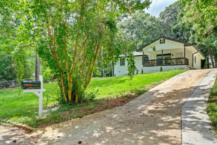 Modern Home with Yard Near ATL Attractions!