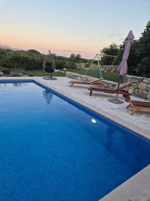 Villa Marko with Pool and BBQ