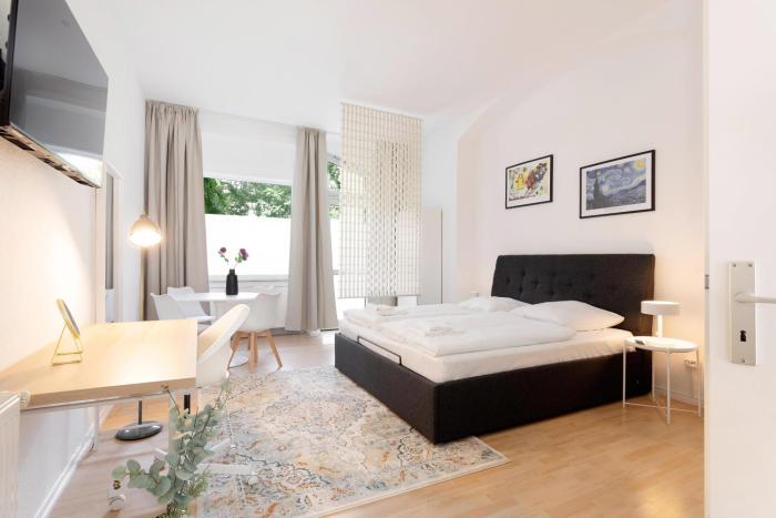 Berlin Schöneberg I big Studio I fast WiFi