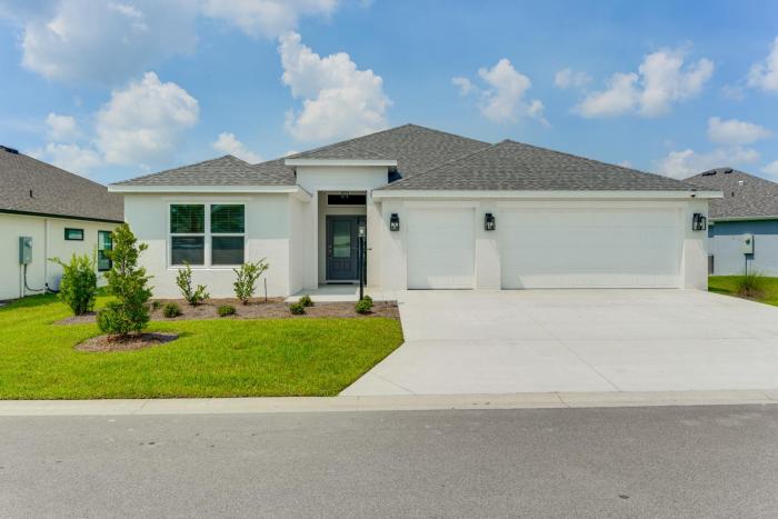 New Designer Home in The Villages Shady Brook