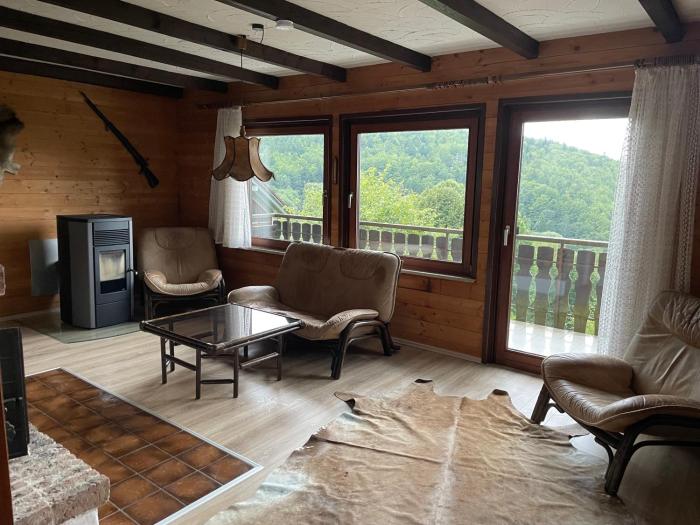 Urlaubsstube1982 - wildromantisch mit Kamin und rustikalem Charme