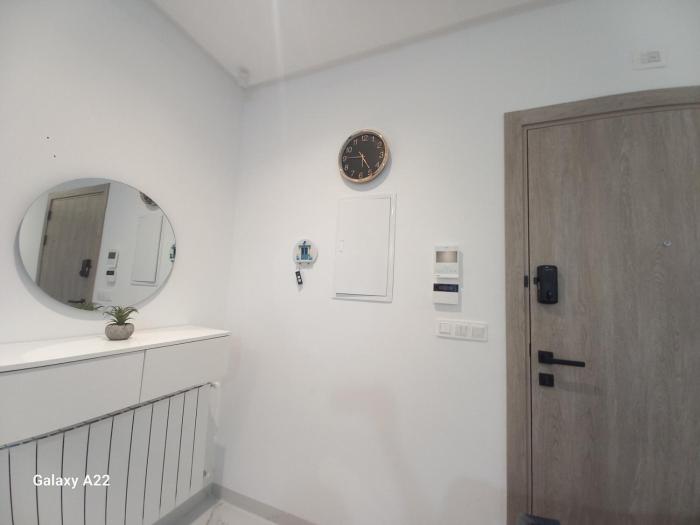 Luxury new studio Ennasr 2
