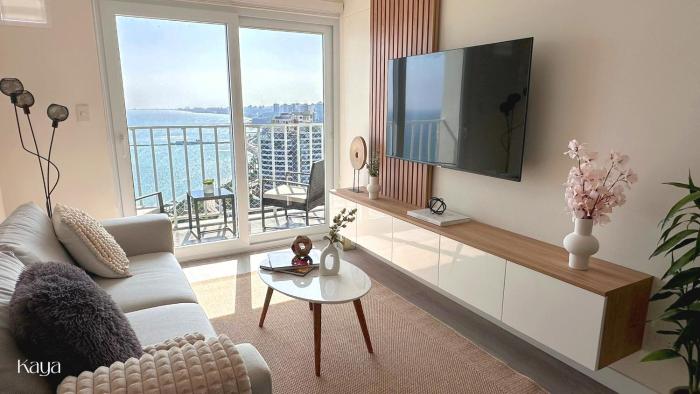 Kaya - Luxury Stay - 1BR - Sea View - Private Balcony