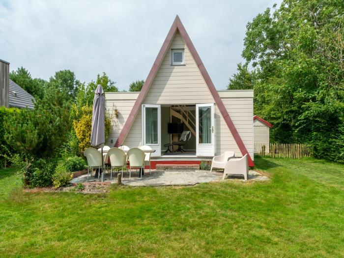 Modern bungalow near Park Duinland