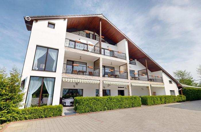 Popasul Montan - Piscina, Tenis & Vedere Munte