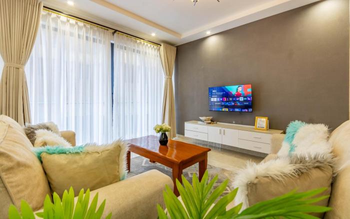 Hill Side44- Urban Oasis