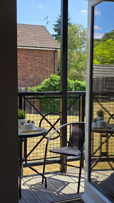 Shrubbery - Balcony Apartment