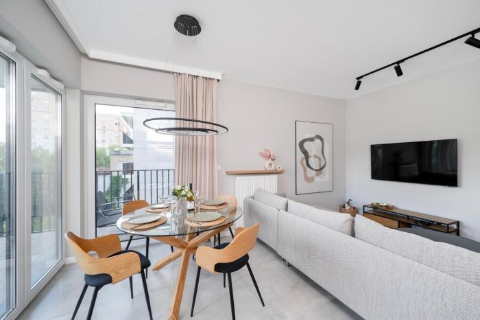 Łódź Prestige Suites - 50m2, Parking, Balcony - by Rentujemy