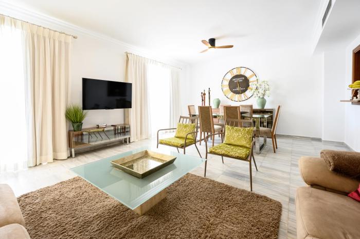 VILLA INTMA - GOLF - POOLS - near Mijas, Marbella, Fuengirola - Fully Equipped