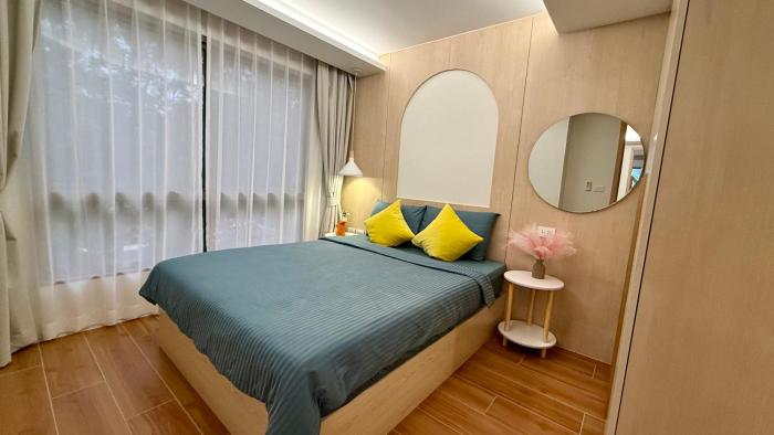 Premium 2BR near Kamala Beach, Pool, Gym & Free Shuttle