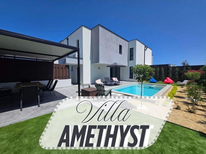 villa Amethyst