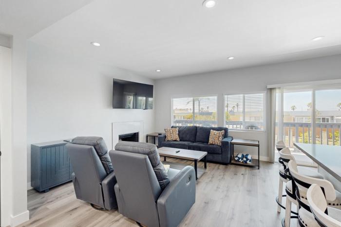 Seaspray at Anacapa View