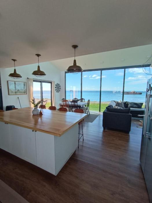 Casa Vista al Estrecho de Magallanes