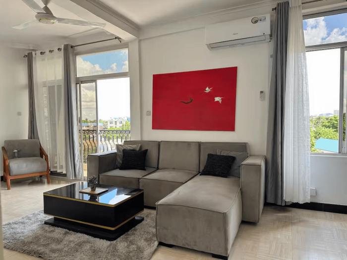 Breezy Kickback in Dar