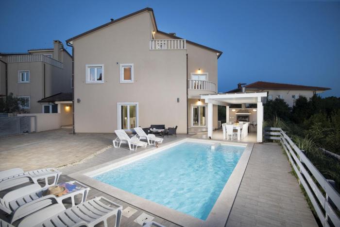 8-bedroom Villa Bianca with Sea View and Pool Table