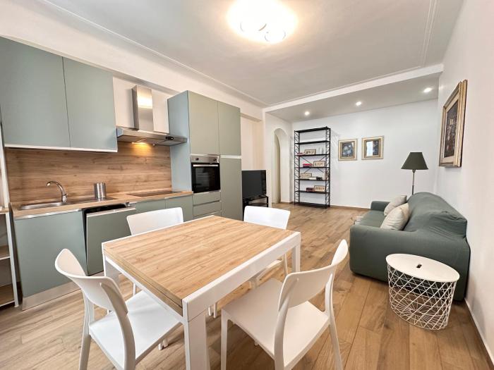 Appartamento centrale ristrutturato, vicino alla stazione e alla pista ciclabile - Casa RosAmare