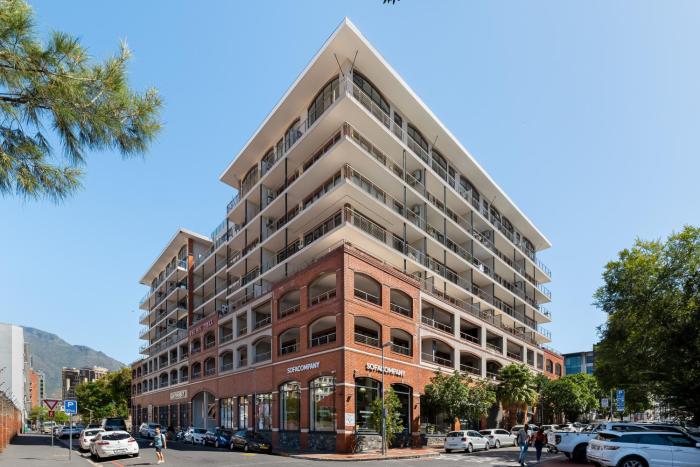 The Rockwell Luxury Apartments with Cove Balcony near V&A Waterfront