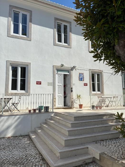 Sintra Flower Vintage Chalet